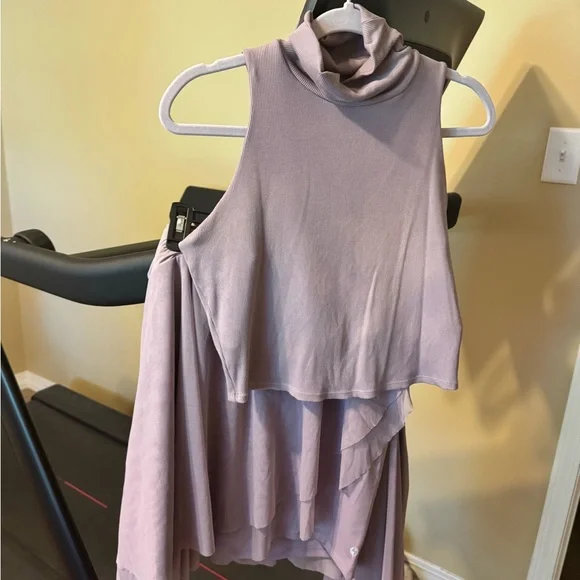 POPFLEX Matching Set - Crop top and Juliet Wrap Skort in Dusty Mauve - Picture 2 of 4